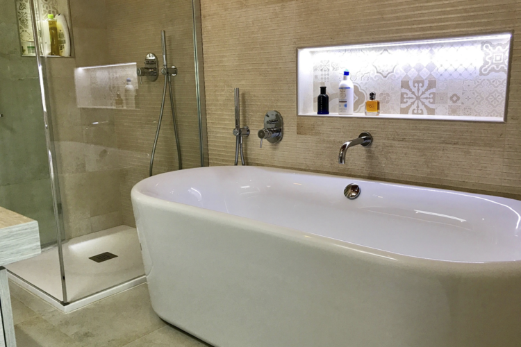 Renovación baño vivienda en Torrevieja I