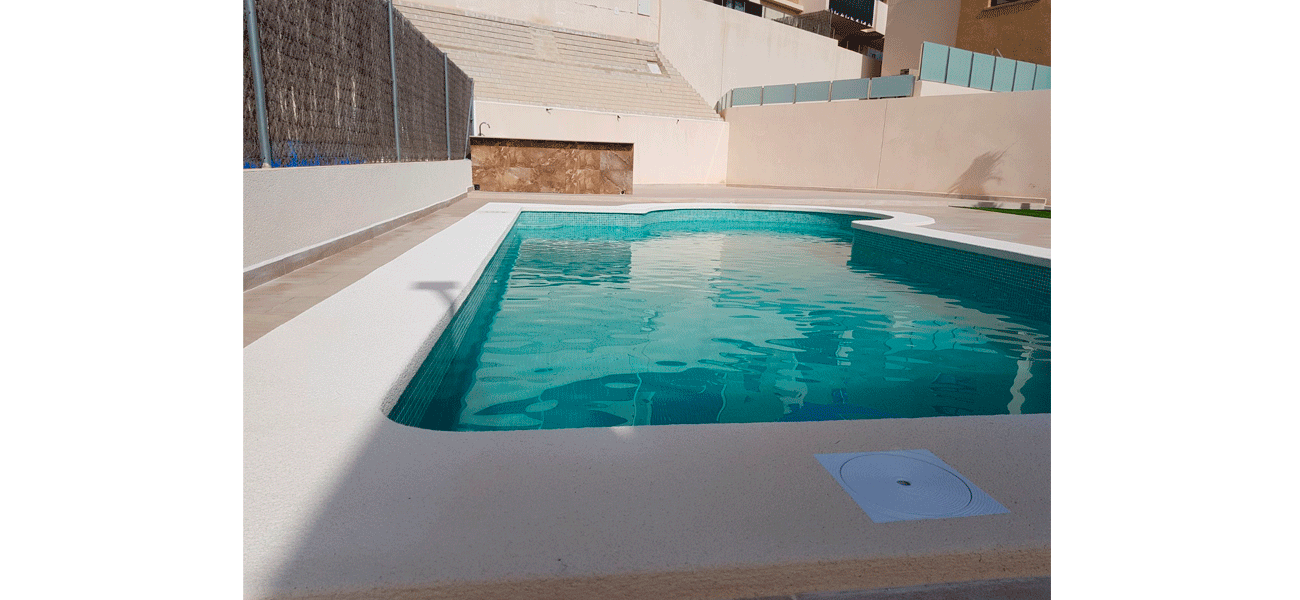 Piscina-comunitaria-La-Zenia-(Orihuela-Costa)-III