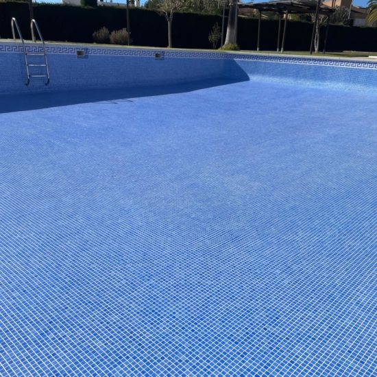 Rehabilitación piscina Campoamor